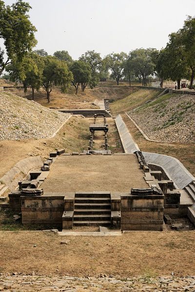 A thousand-year-old reservoir in the heart of Gujarat by Frank Photos