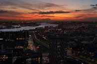 Rotterdamse haven na zonsondergang van Ronne Vinkx thumbnail