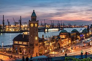 Landungsbrücken in Hamburg