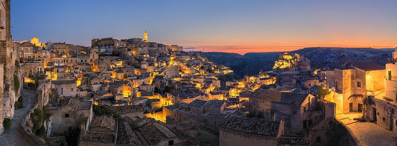 Panorama et lever de soleil sur Matera, Italie par Henk Meijer Photography