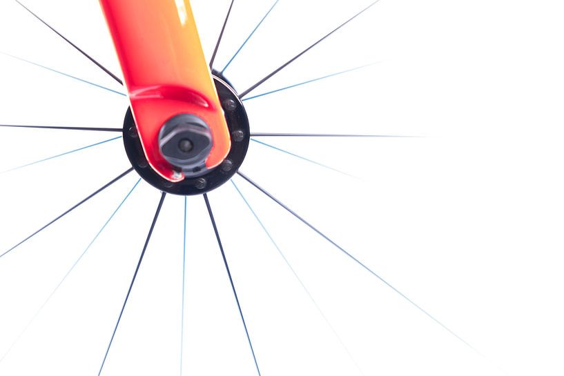 Details van de wielrennersfiets &quot;spaken&quot; van Diane Bonnes