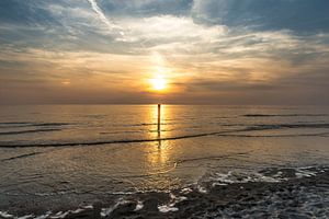 Texel Paal 9 zonsondergang van Waterpieper Fotografie