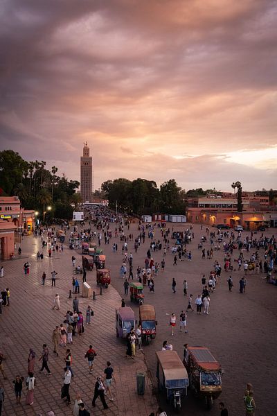 Djemaa el Fna and the Koutoubia mosque at sunset by Teun Janssen