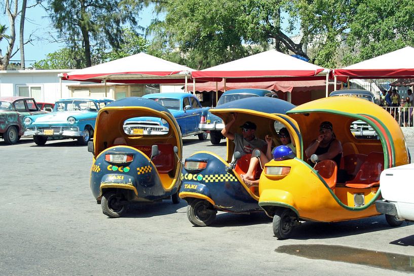 Coco-Taxi  -  TukTuk auf kubanisch (Havanna) von t.ART