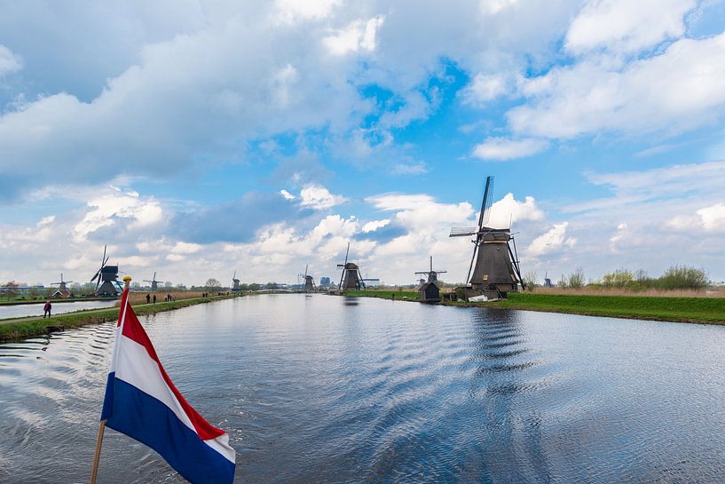 Kinderdijk Windmolens par Brian Morgan