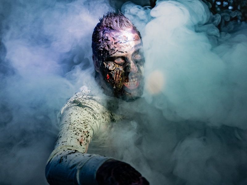 Eternal Grave: A sinister confrontation with the undead creature by Remco Ditmar