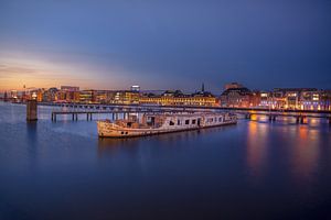 Le bateau de la fête à Berlin
