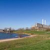 Oude IJsselcentrale Zwolle in landschap van Maike Meuter