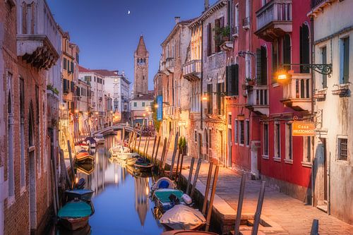 Venice at night - Italy by Niels Dam