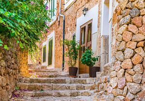 Fornalutx, altes romantisches Dorf auf Mallorca, Spanien Balearische Inseln