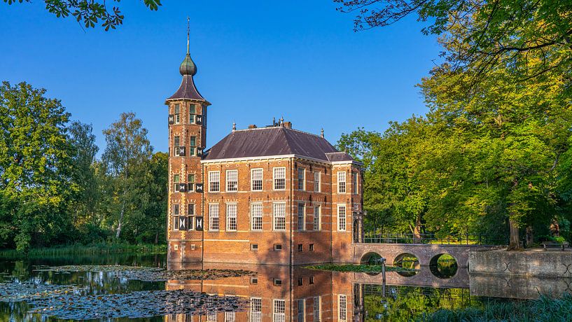 Castle of Bouvigne near Breda by Jessica Lokker