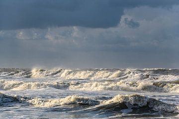 Waves at the beach on Texel island in the Wadden Sea by Sjoerd van der Wal Photography