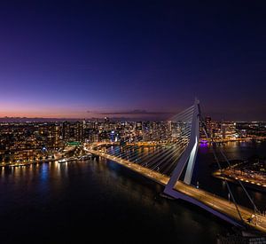 Erasmusbrug bij nacht sur David Zisky