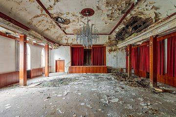 Lost Place - Salle de bal / auberge abandonnée dans l'est de l'Allemagne sur Gentleman of Decay