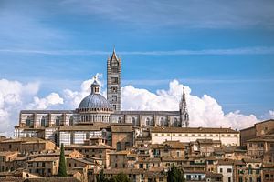 Der Dom von Siena in der Wolke von Jelmer Laernoes