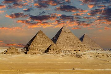 De piramiden van Roland Brack