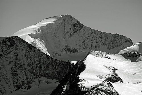 Le Grossvenediger à l'ombre et à la lumière