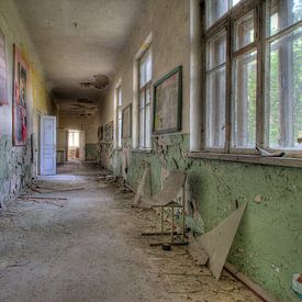 Verlassene Schule in Tschernobyl von Esther de Wit