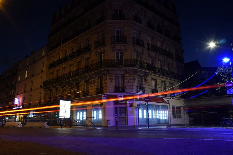 Streets of Paris van mike kolk
