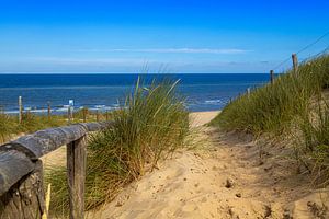 sandiger Weg zum Wasser