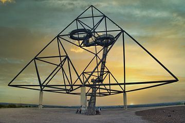 Lever de soleil sur le tétraèdre