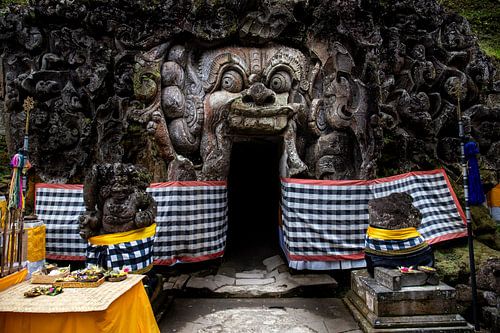 Olifantengrot Goa Gajah, een religieus centrum op Bali