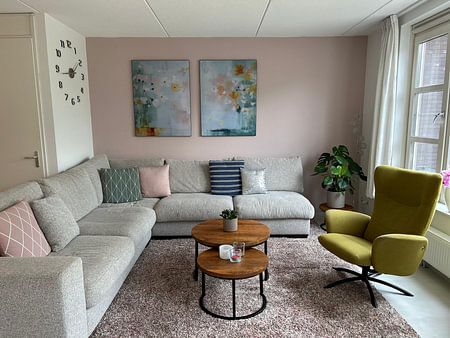 Japandi style flowers