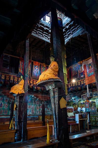 Interieur gebedszaal boeddhistisch klooster van Affect Fotografie