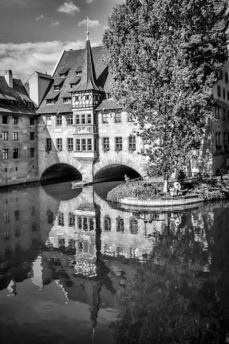 NÜNBERG Hôpital du Saint-Esprit & Pegnitz 