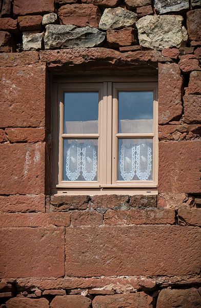 französisches Fenster orange von Karin van Bylevelt