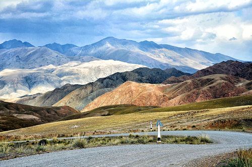 Panoramic route between Bokonbajevo and Son Kul in Kyrgyzstan