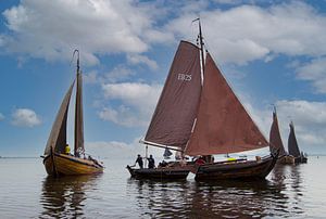 Fässer in den Segeln.