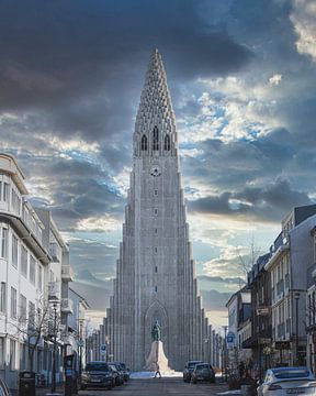 Hallgrimskirkja - Kerk Reykjavik van Bas Leroy