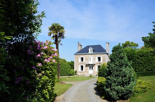 Norman house with garden