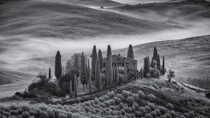 Podere Belvedere - Toskana - Infrarot schwarz-weiß von Teun Ruijters