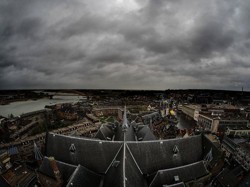 Dark clouds over Nijmegen par Lex Schulte