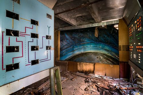 Kontrollraum. von Roman Robroek – Fotos verlassener Gebäude