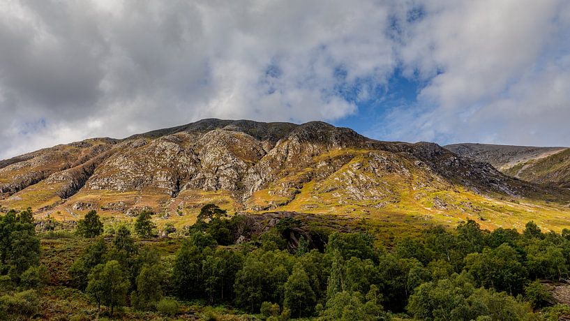 The magnificent mountains of the Scottish Highlands by René Holtslag