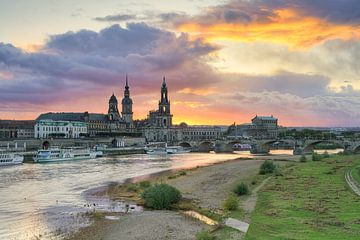 Sonnenuntergang in Dresden von Michael Valjak