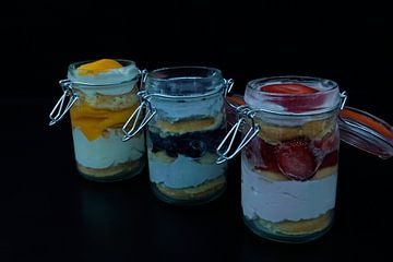 Yoghurt cream bisquit and fresh fruit in a glass by Babetts Bildergalerie