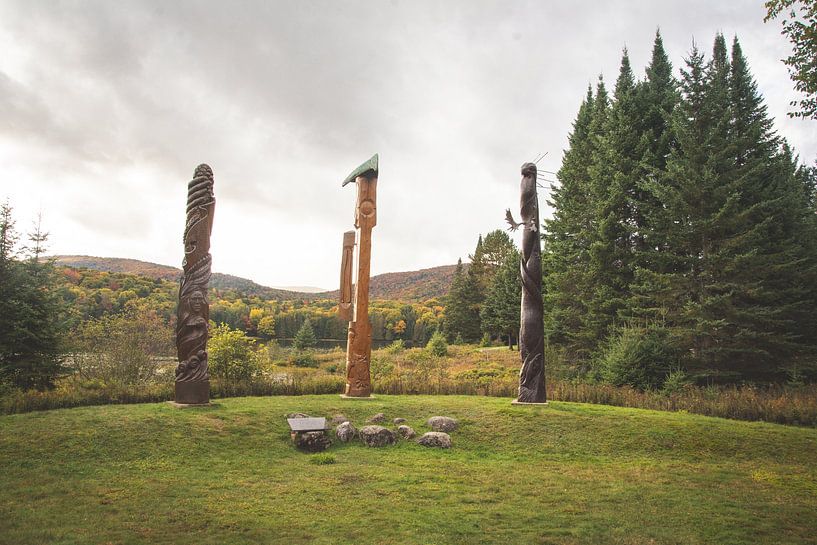 Totem poles at Lac Monroe by Marjolijn Barten