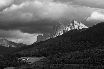 The house at the foot of its mountain by Julien Beyrath