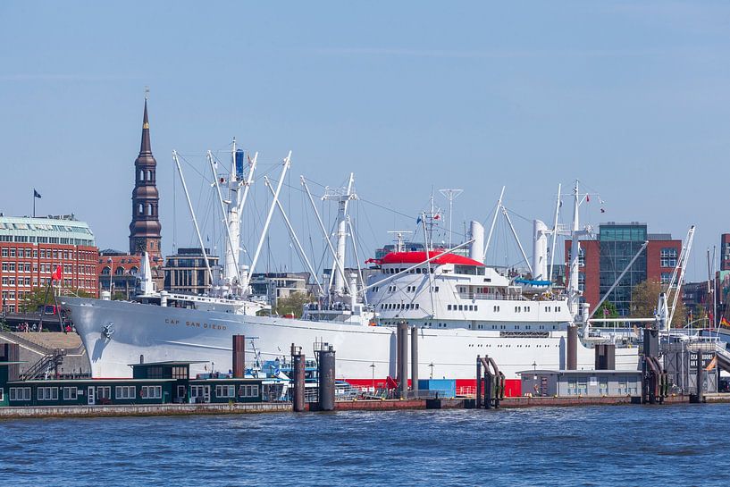 Steamer Cap San Diego , Hamburg by Torsten Krüger