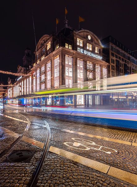 Dam Square in the evening by Guido Graas