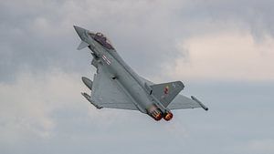 Start eines RAF Eurofighter Typhoon mit Nachbrenner.