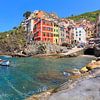Zonnige dag in  Riomaggiore Cinque Terre van Rob Kints