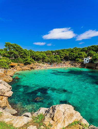 Prachtige kust op het eiland Majorca, idyllische baai strand van Cala Gat