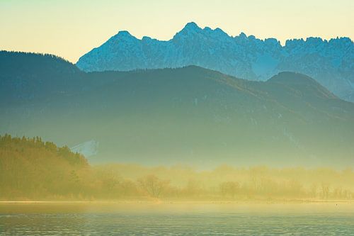 Winterabend am Chiemsee von Martin Wasilewski