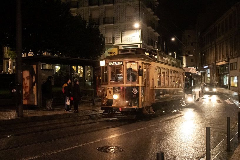 Porto by Hello Pompoyo
