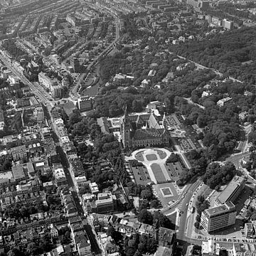 Historic black-and-white aerial view of the Peace Palace by Frans Rombout